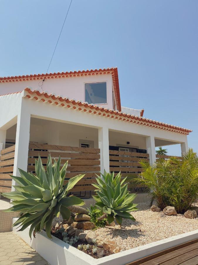The Lighthouse Hostel Arrifana Алжезур Екстериор снимка