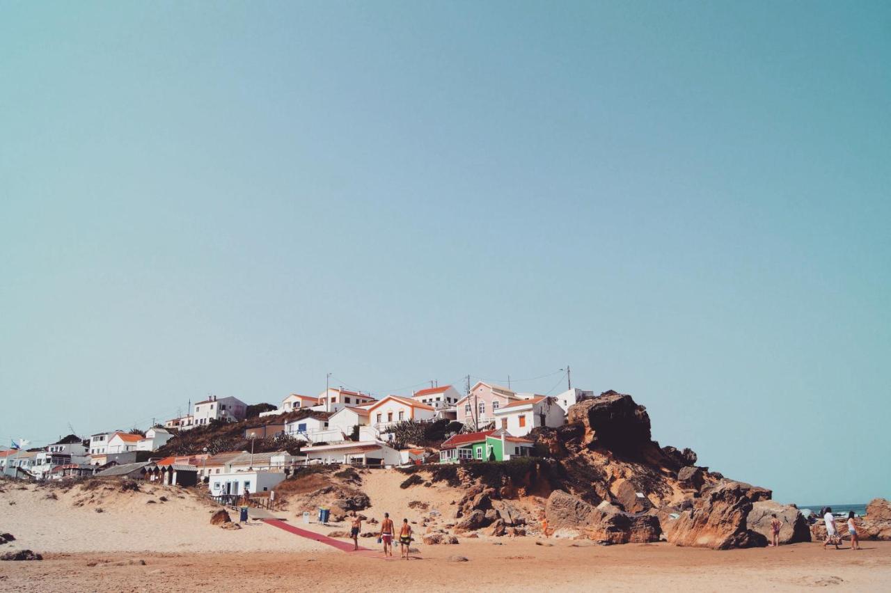 The Lighthouse Hostel Arrifana Алжезур Екстериор снимка